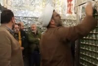 آیین غبارروبی حرم مطهر امامزاده قاسم (ع) مهدیشهر به مناسبت میلاد حضرت زهرا (س)