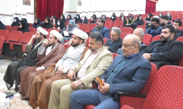 ویژهبرنامه «حماسه ایستادگی» در مهدیشهر برگزار شد ویژهبرنامه «حماسه ایستادگی» در مهدیشهر برگزار شد