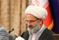 مسئولان برای ادامه پیشرفت کشور خدمت به مردم را در اولویت قرار دهند
