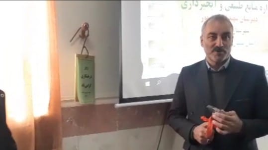 نواختن زنگ طبیعت در مدارس مهدیشهر به مناسبت روز درختکاری