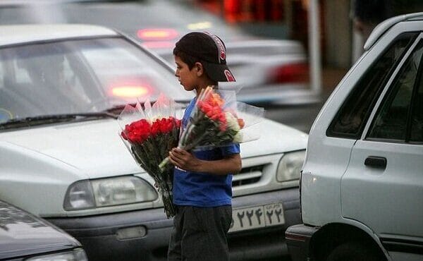 ۲۱ کودک کار از خیابانهای سمنان جمع آوری شدند ۲۱ کودک کار از خیابانهای سمنان جمع آوری شدند