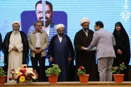 آیین نکوداشت مقام معلم در شهمیرزاد با حضور خادمیاران رضوی برگزار شد