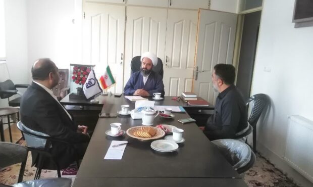 دیدار مدیران آبفای استان و شهرستان مهدیشهر با امام جمعه شهمیرزاد دیدار مدیران آبفای استان و شهرستان مهدیشهر با امام جمعه شهمیرزاد