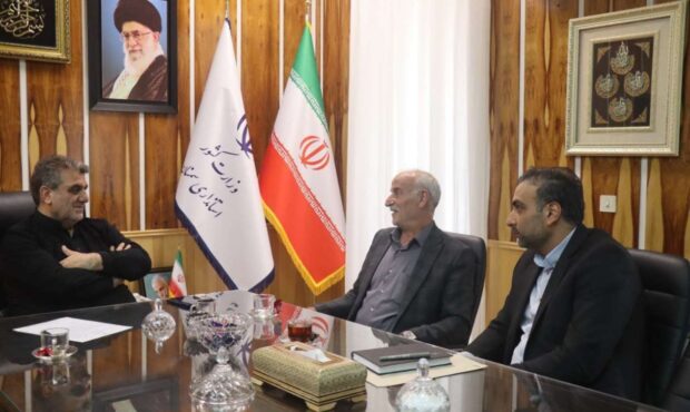 دیدار اعضای شورا و شهردار شهمیرزاد با استاندار سمنان برای هماهنگی جشنواره فرهنگی