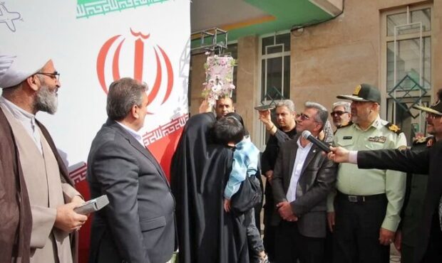 ۱۲۵ هزار دانش آموز استان سمنان راهی مدرسه شدند ۱۲۵ هزار دانش آموز استان سمنان راهی مدرسه شدند