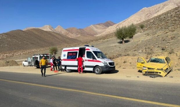 واژگونی سمند تاکسی در شهمیرزاد ۲ زخمی برجای گذاشت واژگونی سمند تاکسی در شهمیرزاد ۲ زخمی برجای گذاشت