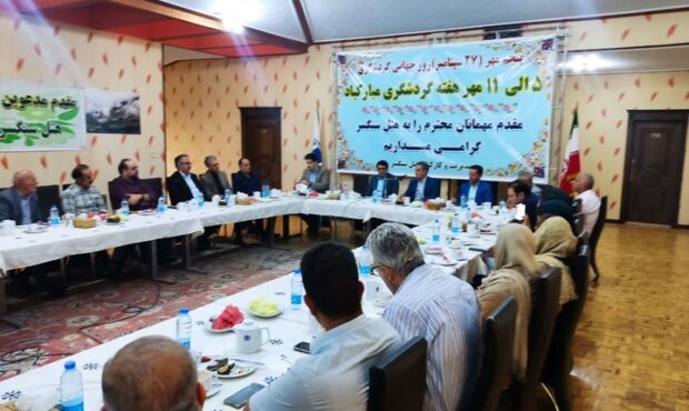 دورهمی فعالان گردشگری در مهدی شهر برگزار شد