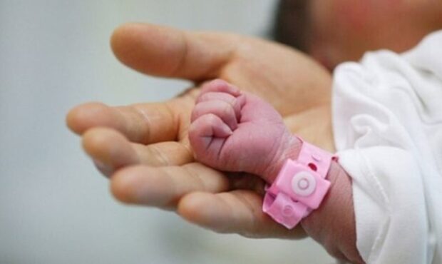 ایستادگان بر مرز حیات، در سمنان نفس میکشند ایستادگان بر مرز حیات، در سمنان نفس میکشند