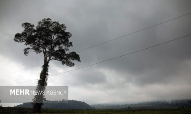 وزش باد شدید در استان سمنان؛ هوا سردتر میشود وزش باد شدید در استان سمنان؛ هوا سردتر میشود