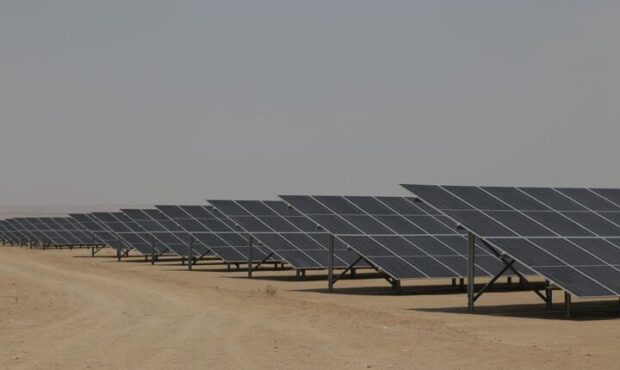 ضربالاجل ۶ ماهه برای سرمایهگذاران نیروگاههای تجدیدپذیر استان سمنان ضربالاجل ۶ ماهه برای سرمایهگذاران نیروگاههای تجدیدپذیر استان سمنان