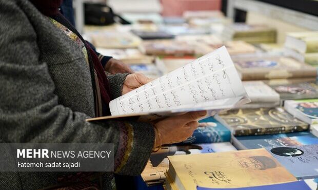 برپایی نمایشگاه «کتاب و علوم قرآنی» سمنان برپایی نمایشگاه «کتاب و علوم قرآنی» سمنان