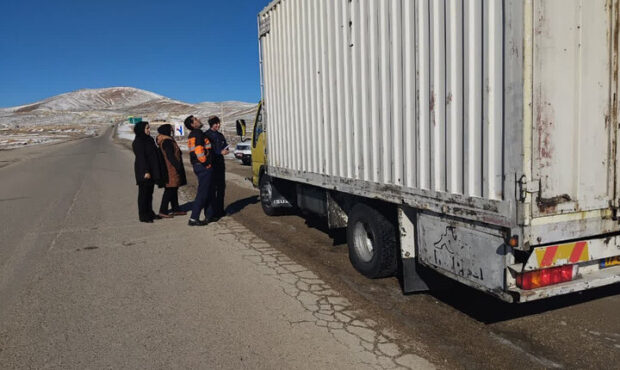 کشف ۲ محموله کالای قاچاق در سرخه کشف ۲ محموله کالای قاچاق در سرخه