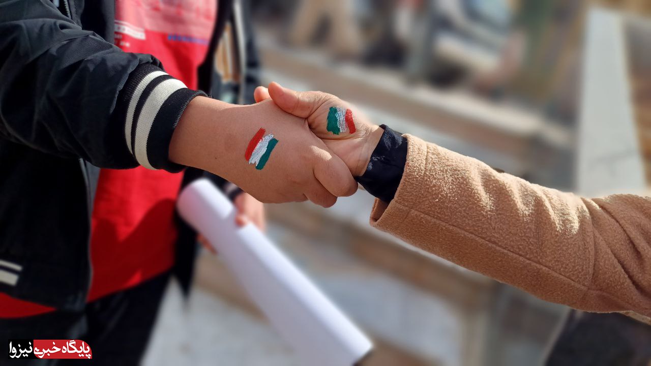 حضور مردم مهدیشهر در راهپیمایی ۲۲ بهمن