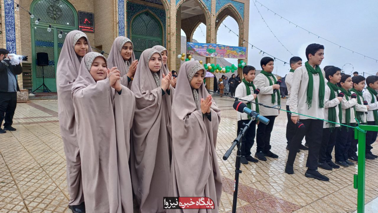 حال‌وهوای نیمه‌شعبان در شادپیمایی و جشن مردمی مهدیشهر