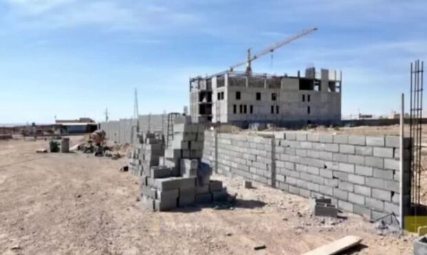 ساخت بیمارستان چشم‌پزشکی سمنان از نیمه گذشت