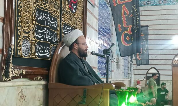 کسب حلال و زیارت امام حسین(ع) دو راه سعادت دنیا و آخرت کسب حلال و زیارت امام حسین(ع) دو راه سعادت دنیا و آخرت