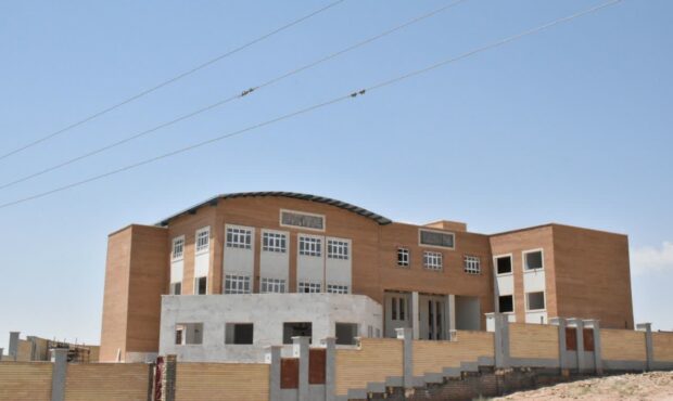پیشرفت ۷۵ درصدی عملیات ساخت مدرسه ۱۲ کلاسه مهر درجزین