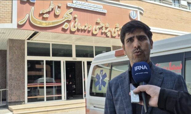 پوشش امدادی به زائران تشییع رهبر شهید در هر ۲۰ کیلومتر از محورهای استان سمنان