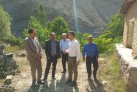 بازدید مسئولان استانی و شهرستانی از روستای شلی برای اجرای طرح «ورزش در آبادی»
