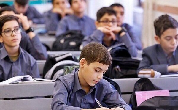 مدارس دولتی؛ «رایگان» روی کاغذ، هزینه‌دار در عمل؟