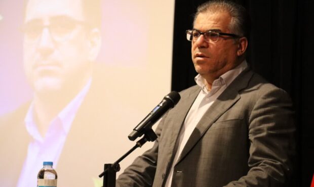 فرمانداری محور هماهنگی و پیگیری مسائل شهرستان است/ تأکید بر برنامه‌ریزی برای حل مطالبات مهدیشهر
