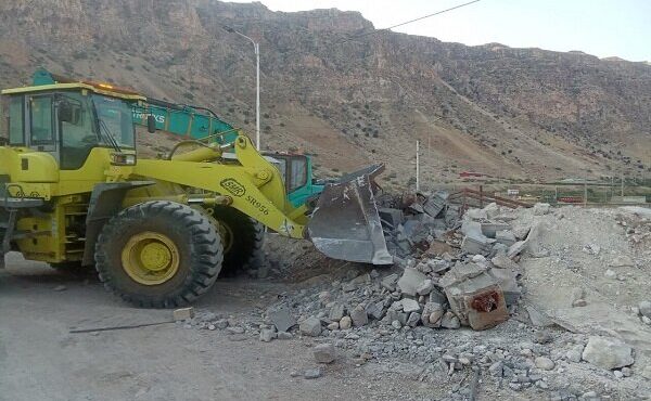 شناسایی ۳ تغییر کاربری غیرمجاز در منطقه اوپرت مهدیشهر شناسایی ۳ تغییر کاربری غیرمجاز در منطقه اوپرت مهدیشهر