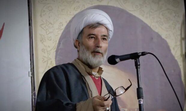 حضور مردم در میدان، جلوهای از جهاد و وفاداری به انقلاب است حضور مردم در میدان، جلوهای از جهاد و وفاداری به انقلاب است